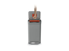 Titan Trash Can 30 liter