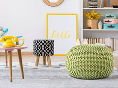 Vertaal naar het Nederlands: Sitzpouf ø55cm Pouf Strickhocker Strickpouf PREMIUM Innen Terrasse Pool Garten nachhaltig.